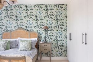 Photo 3- click for photo gallery